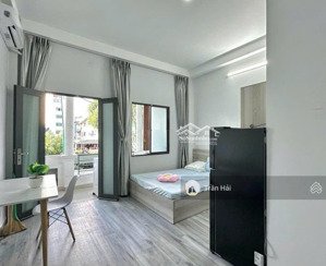 cho thuê phòng có ban công thoáng mát giá rẻ ngay quận 10- đầy đủ nội thất