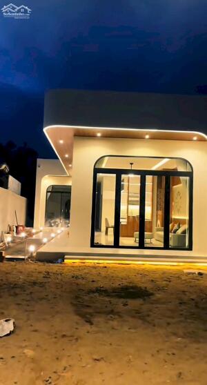 Nhà cấp 4 vừa hoàn thiện DT 6x27m 1.2 tỷ ngay thị trấn Bến Lức