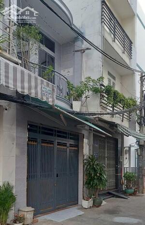 Nhà (4,5x14m) ô tô thông, Lạc Long Quân, P.11, Tân Bình, 6.95 tỷ