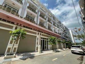 bán nhà 4 tầng kdc lộc vừng liền kề kdt vạn phúc, hướng đông nam, đường xe hơi 10m vỉa hè an ninh