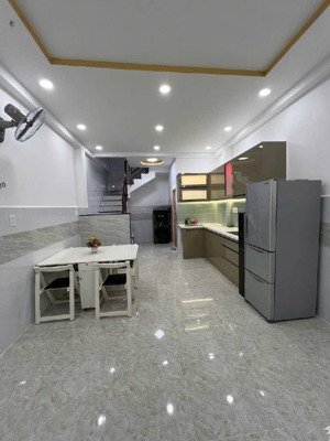 nhà mới đẹp 3 tầng btct, ngã 4 bốn xã , 4 x 12m , quận bình tân , nhỉnh 6 tỷ .