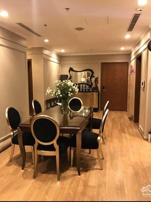 bán căn góc 3pn, 93m2, nội thất cơ bản, căn góc đẹp nhất tòa rosetown 79 ngọc hồi