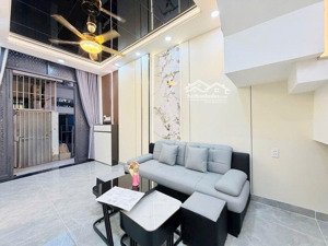 nhà 3 tầng nội thất đầy đủ vị trí tiện ích tại gò vấp