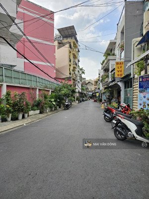 bán gấp nhà huỳnh văn bánh 115m2 - hẻm xe hơi 1 căn ra mặt tiền -sẵn dòng tièn chỉ 17.x tỷ