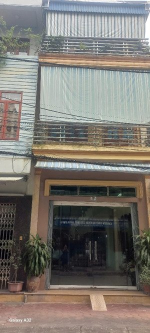 chính chủ bán nhà 3 tầng mặt đường nguyễn thiện thuật tp nam định