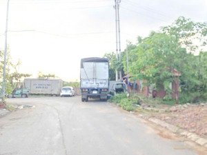 cần bán 172m2 đất ở thành phố bắc ninh cũ giá chỉ 60tr/m2 bằng giá chung cư