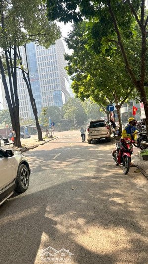 căn nhà ô tô tránh đường xuân đỉnh gần công viên hòa bình, gần chợ xuân đỉnh. sđ 38m2x5t, mt 3.8m