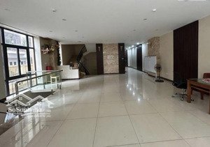 chính chủ bán gấp căn hộ 3pn full nội thất cực đẹp tại hoàng quốc việt