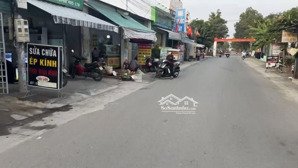 bán nhanh một nền tại minh hưng chơn thành chỉ 350 mặt tiền 5m, kinh doanh xây trọ