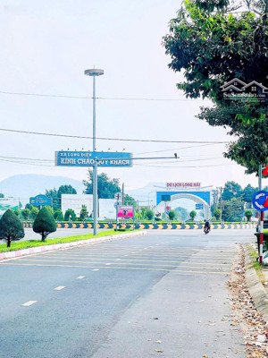 chính chủ gửi bán gấp lô đất ngay tthc bà rịa đối diện gold coat 2t3