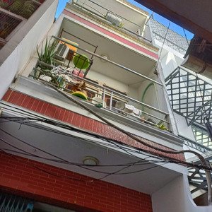 bán nhà 2 lầu đúc btct đường trần hưng đạo, p5, q5