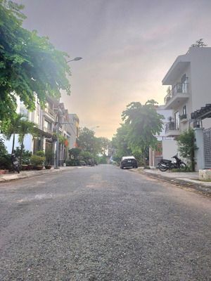 nhà siêu đẹp kdc thạnh mỹ lợi, gần đảo kim cương nhanh tay thì còn ạ,100m2 4 tầng,tiện ích vô đối