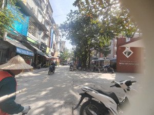 bán mặt phố tân mai , hoàng mai.dt 140m2 4t mặt tiền 4m giá 33tỷ .lh :0383426696