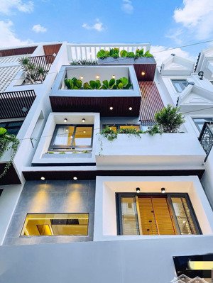 chính chủ để lại nhà giá ngộp 5tỷ190/82,4m2, đ.trần đình xu-q.1. đang cho thuê 32tr, gần đại học mở