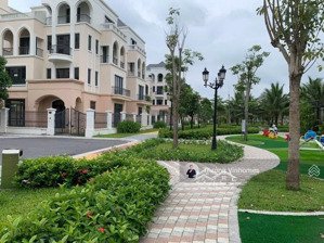 tứ lập hải âu sát công viên xanh ngát hàng hot và rất hiếm thời điểm hiện tại