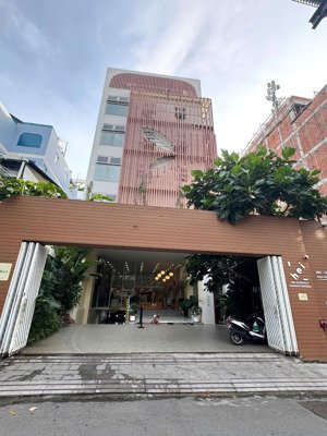 bán nhà quốc hương ngay phố đi bộ , thảo điền - dt 8x23m - hầm 7 tầng - giá 40 tỷ