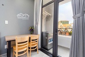 cho thuê căn hộ 1 phòng ngủ full nội thất, ban công trung tâm quận tân bình, gần sân bay
