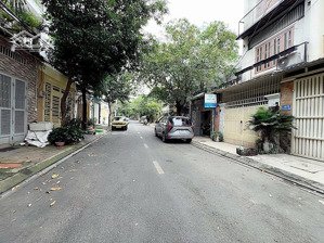 - nhà hẻm 148 lê đức thọ khu căn cứ p6 giá: 9,8 tỷ