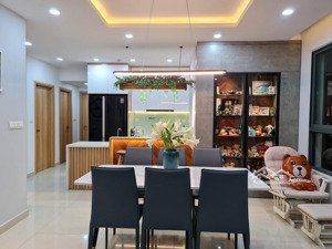 cần bán căn hộ emerald 3pn - 2wc, dt: 104m2, view nội khu hồ bơi, giá chỉ: 6.7 tỷ