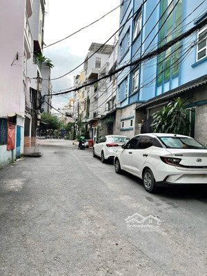 bán nhà mới 3 tầng - gần nguyễn gia trí - 45m2 - tt bình thạnh - hẻm thông thoáng - 6.x tỷ tl