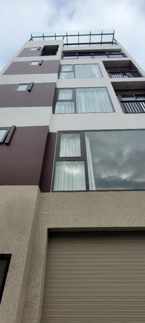 nhà đẹp 6 tầng thang máy, ô tô vào nhà, full nội thất, gần nguyễn lam bán gấp 15.2 tỷ