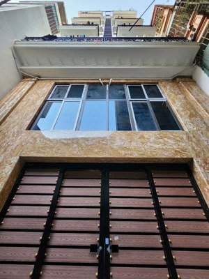 cực sốc !! toà ccmn tôn đức thắng dòng tiền~1tỷ/năm, 50m ra mặt phố,trước nhà 3 gác tránh.53.6m2*7t