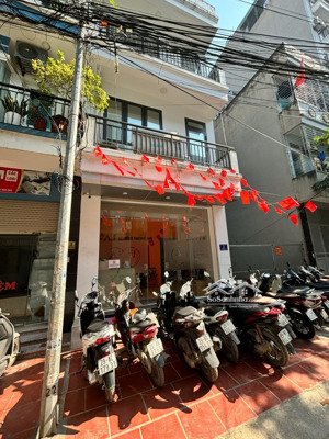 cho thuê nhà mỗ lao 50m x 4 tầng thông sàn chỉ 16 triệu 
