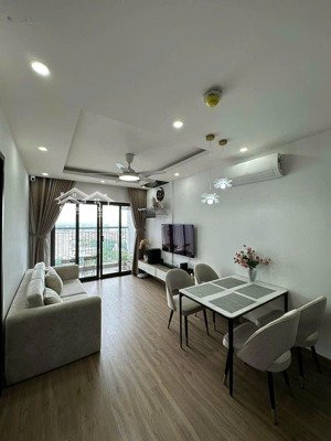 chủ nhà cần bán gấp căn 2 ngủ 2 vệ sinh giá đầu tư chung cư park view bắc ninh
