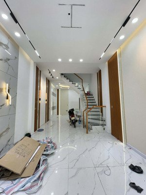 nhà đẹp 4 tầng hương lộ 2 hẻm nhựa 6m bình tân giá 6.1 tỷ