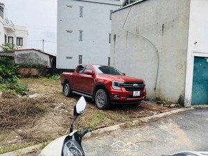 bán đất đa tốn gia lâm dt 83m2, ô tô thông, giá 6.35 tỷ, giá đầu tư.