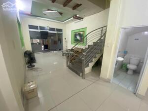 Cho thuê nhà riêng Trung Lực , Đằng Lâm , Hải An . Ô tô để trong sân