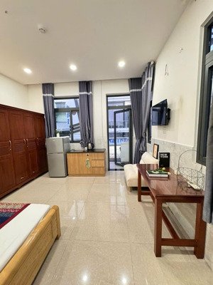 cho thuê phòng studio ban công cửa sổ lớn máy giặt riêng ngay nguyễn thiện thuật quận 3