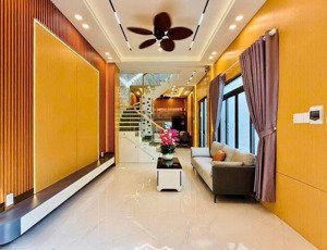 bỏ ra 1,21 tỷ,có ngay căn đ. lái thiêu 27, thuận an, có dòng tiền cho thuê 7tr/th , cách eaon 300m