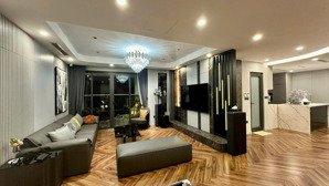 bán cc the nine phạm văn đồng. dt 78m. 2n. 2vs. tầng trung, giá 9 tỷ 8. sổ đỏ cc. 