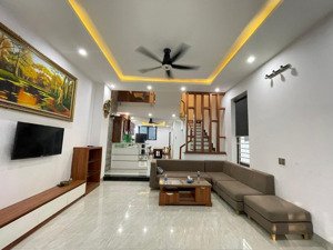 chỉ từ 1tỷ250 có nhà đường đông nhì, phường lái thiêu, tp. thuận an cách kcn vsip1 300m, đường 5m.