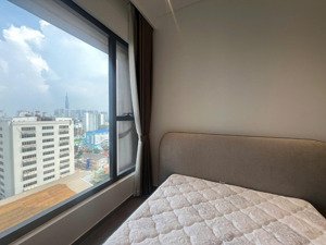 bán nhanh căn hộ 2 phòng ngủ the marq: view lm81, diện tích 74m2, giá tốt: 14.9 tỷ, đã có sổ hồng