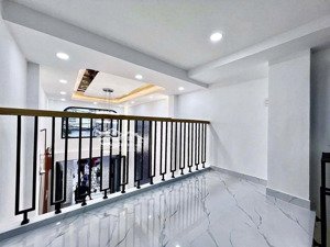 nhà đẹp mới xây ngay khu vip nguyễn gia trí - 3tầng - 45m2 - 6,2 tỷ