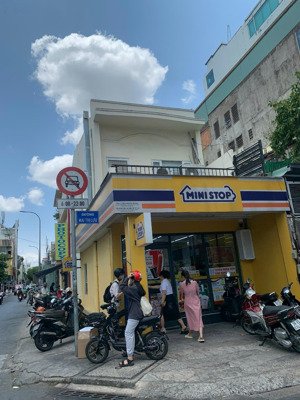 50 về 3x tỷ, gpxd 7 tầng, góc 2mt đường số trần não, 30x9.5m [tin thật 100%]