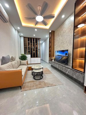 sở hữu căn nhà đẹp lô góc nội thất full về đón tết! ngõ thông kinh doanh, thoáng sáng, công năng đủ