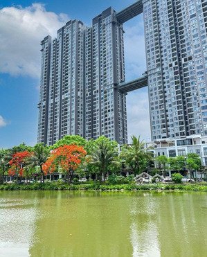 bán nhanh ch 2pn sky oasis ecopark view sông hồng, nội thất thiết kế đẹp chỉn chu lh: 