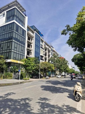 bán nhà phố lâm hạ, bồ đề, 109m2, 6 tầng, giá 81.8 tỷ, kinh doanh đắc địa dòng tiền siêu đẹp vip