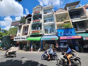 hẻm kinh doanh 12m dương quảng hàm ngay văn lang. 6mx17m=101m2. trệt 2 lầu giá chỉ 167 triệu