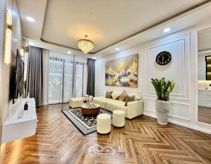 bán chung cư newtatco 462 đường bưởi 66m2, 2 ngủ nhỉnh 6 tỷ