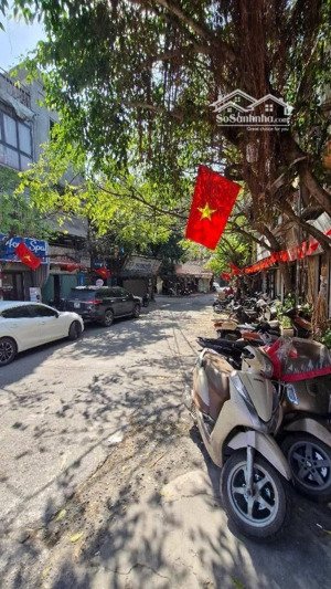 bán nhà mặt phố phú viên kd đỉnh 22m2, 2t, mt 3.1m giá 2.6 tỷ