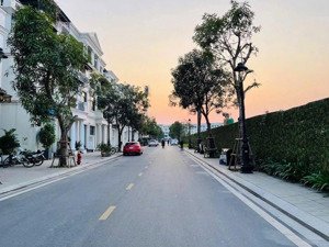 mặt hải âu 3. 105m. mở đường 14,5m , 1 căn duy nhất giá rẻ, vị trí đẹp