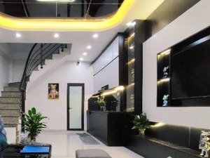 siêu hiếm xã đàn. 5 tầng ở cực sướng. 30m ra ôtô tránh. hàng xóm phố cổ. giao thông thuận tiện