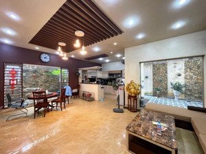 bán căn 3 tầng x 263m2 mặt đường đằng hải. đoạn đẹp gần chợ lũng. giá 17 tỷ