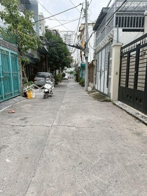 bán đất xây chdv tặng nhà 4 tầng nguyễn thị thập. q7. đường ô tô. dt 5m x 28m . chỉ khoảng 100tr/m2