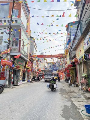 bán đất đẹp tây tựu, ô tô đỗ cửa. dt 63m2, giá 7.9 tỷ