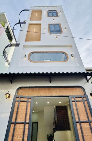 bán nhà xóm chiếu-q4, giá 3tỏi550/75,4m2 gần đh nguyễn tất thành, hẻm xe hơi có sẵn dòng tiền 20tr